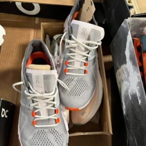 Cloud nova shoe pallets. - Image 12